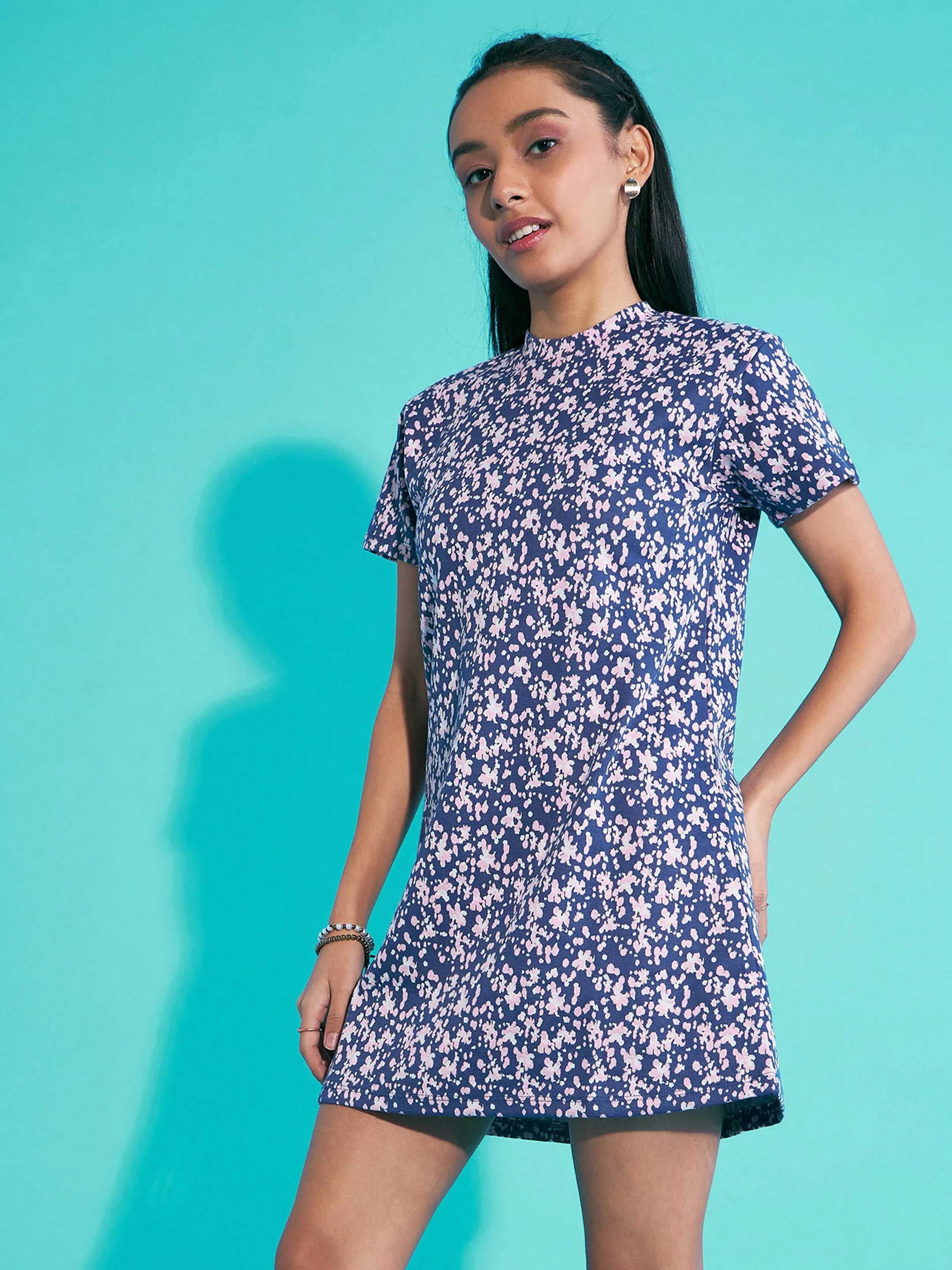 Girls Blue Floral Print Round Neck Dress