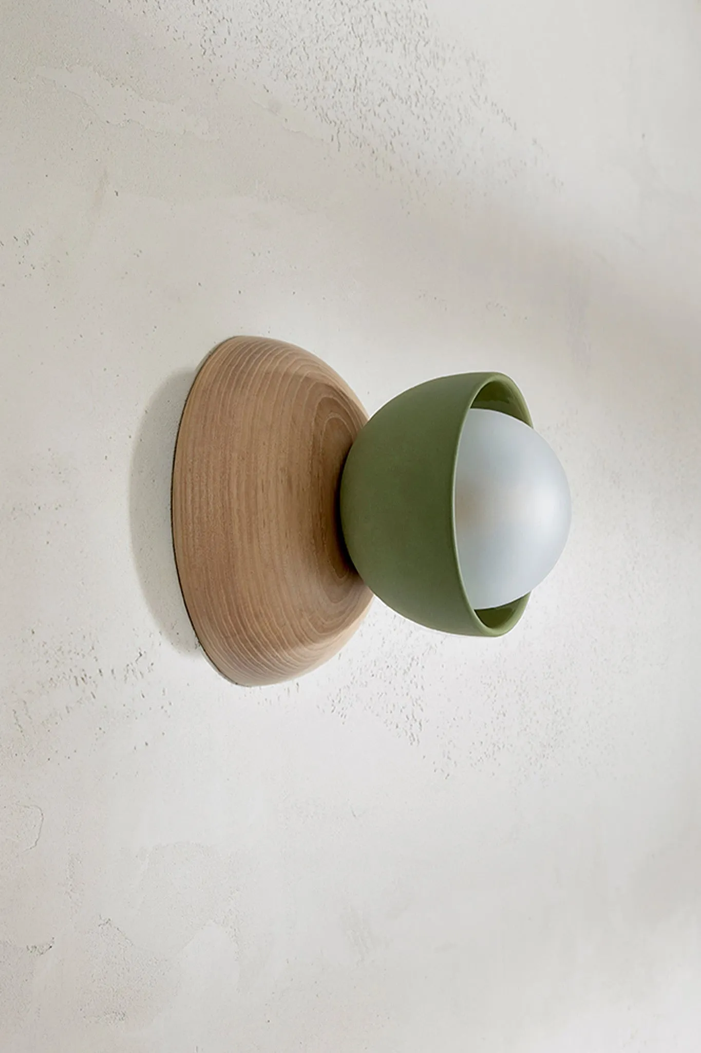 Terra 00 Surface Sconce