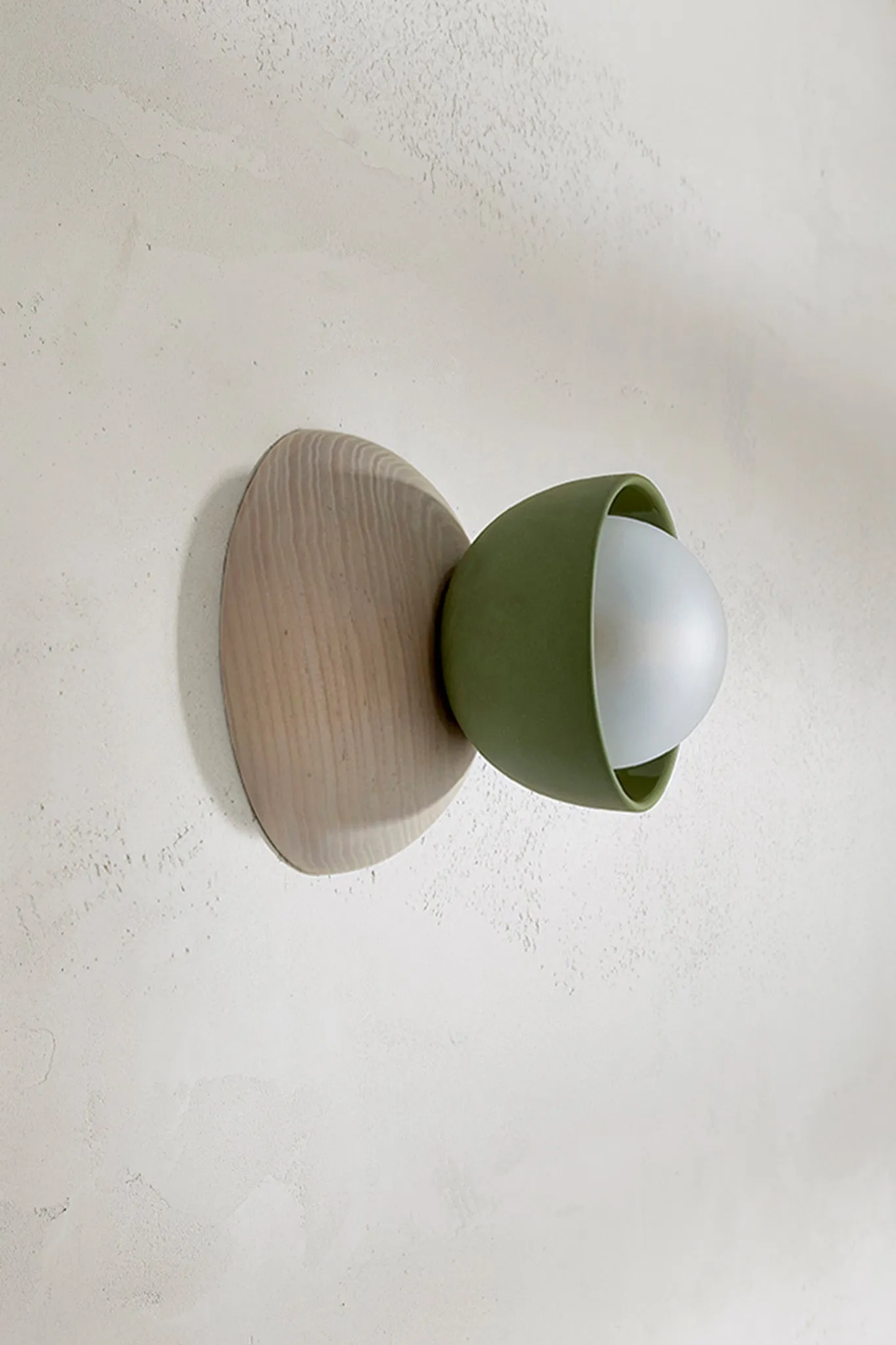 Terra 00 Surface Sconce