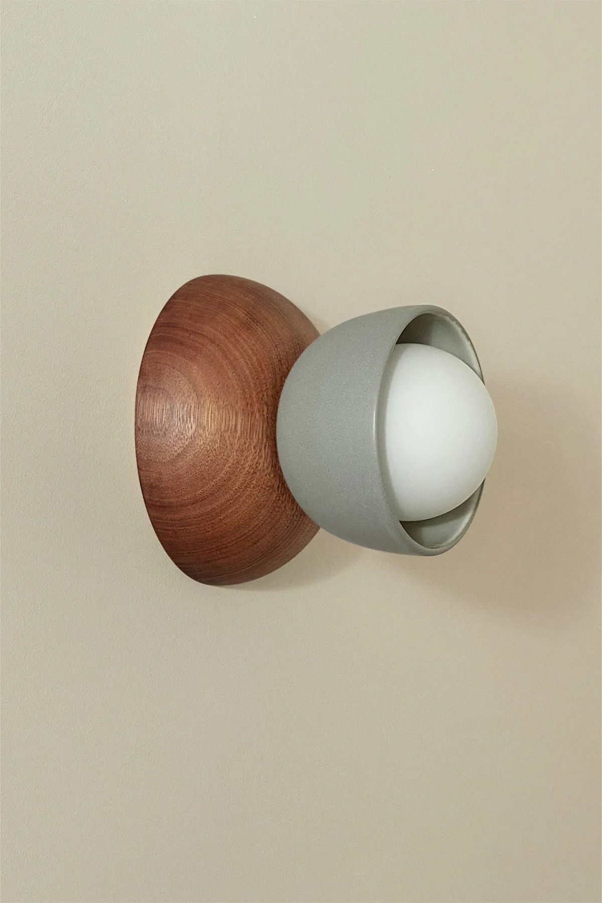 Terra 00 Surface Sconce